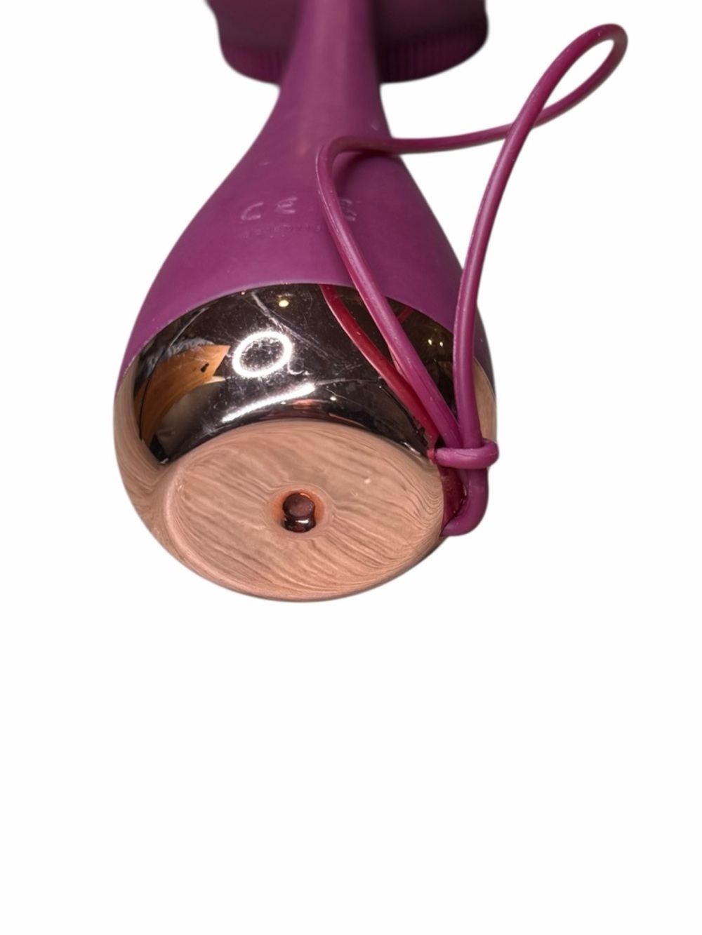 PMD SonicGlow Clean Body Device in Berry - Picture 13 of 16